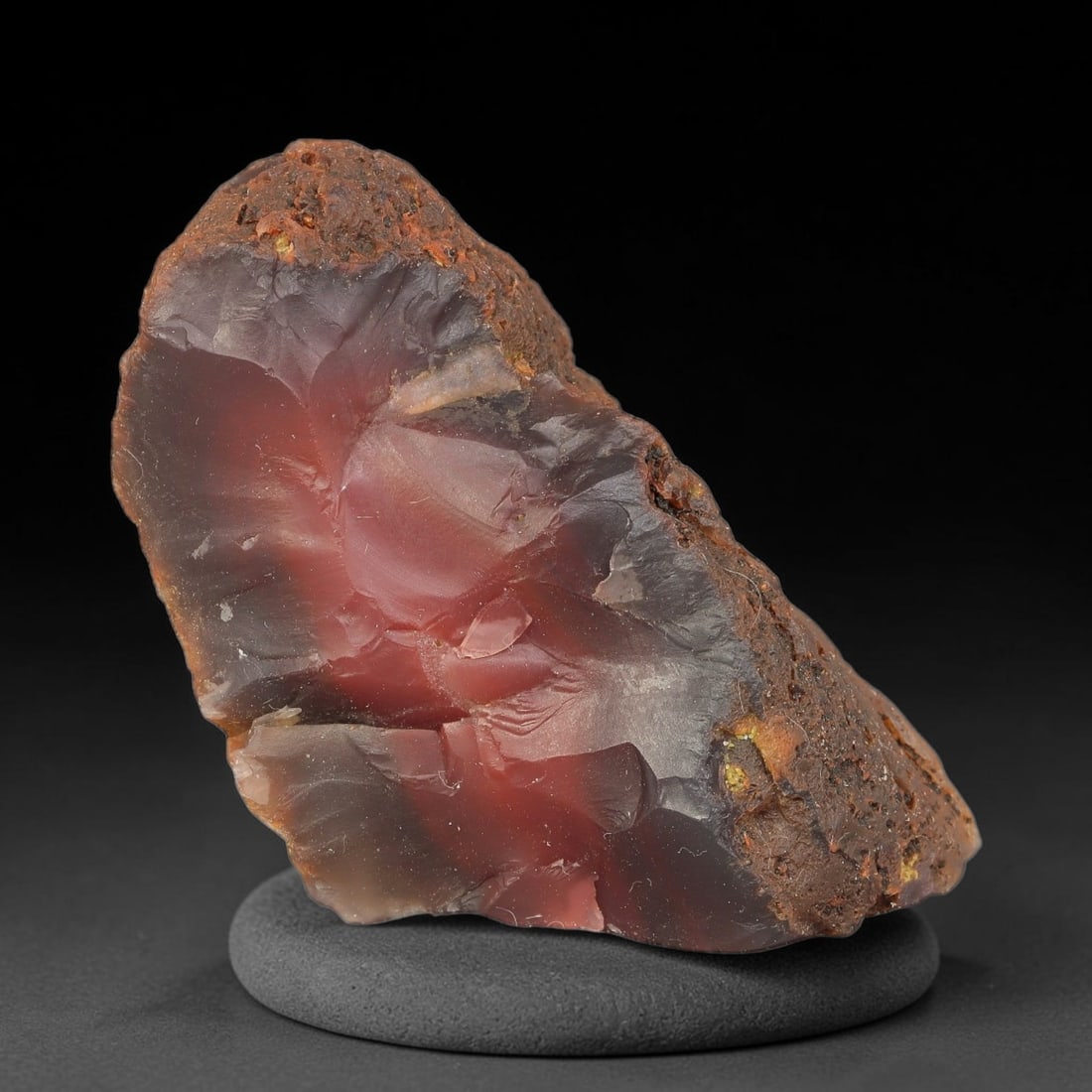 81g Natural Red Agate Rough Loose Raw Gemstone Specimen, 52SB: This natural red agate rough weighs 81g, measuring 69.8x39.1x26mm. It features rich deep translucent red agate with smooth conchoidal fracture surfaces, capped with rugged brown outer host rock. Perfe