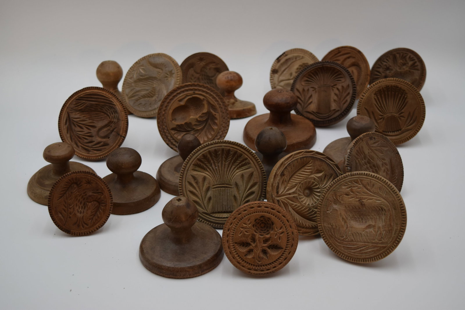 Antique Wood Butter Presses Molds (24 pc) (1 of 5)