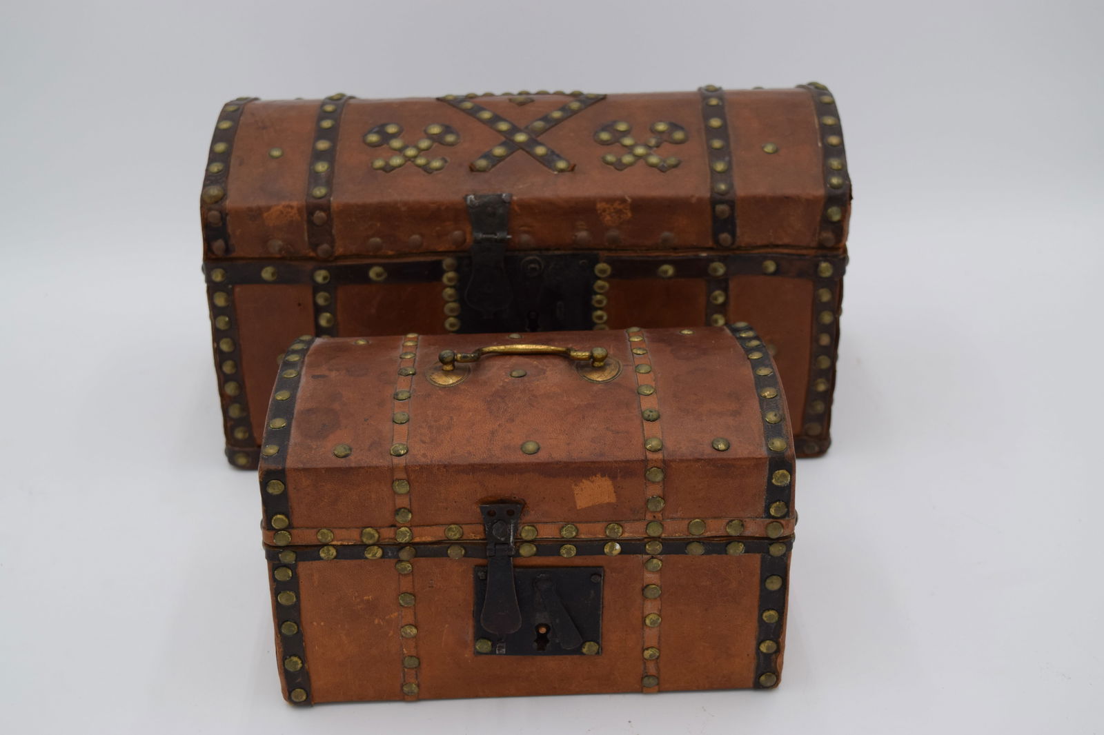 Pair Early American Leather Brass Studded Document Boxes (1 of 8)