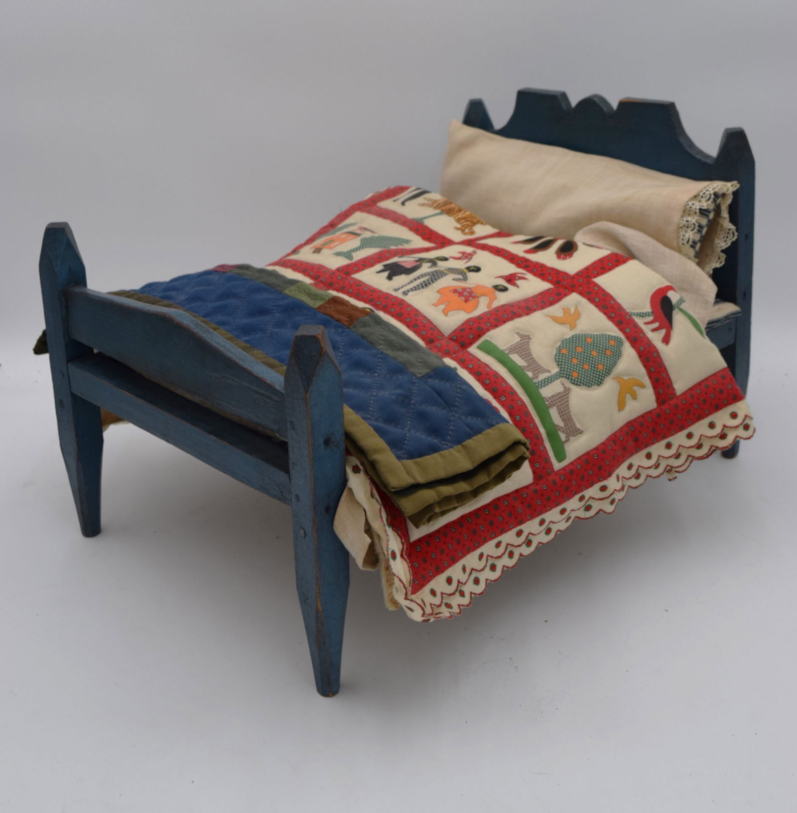 Handmade Quilt And Doll Bed (1 of 4)