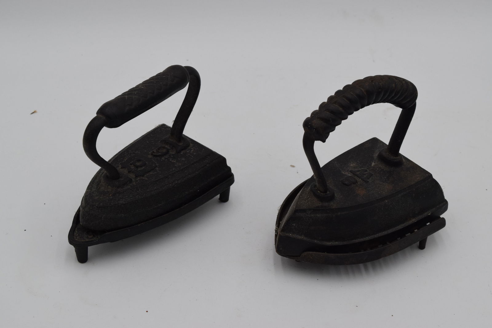 Pair Of Philadelphia Antique Irons With Stands (1 of 5)