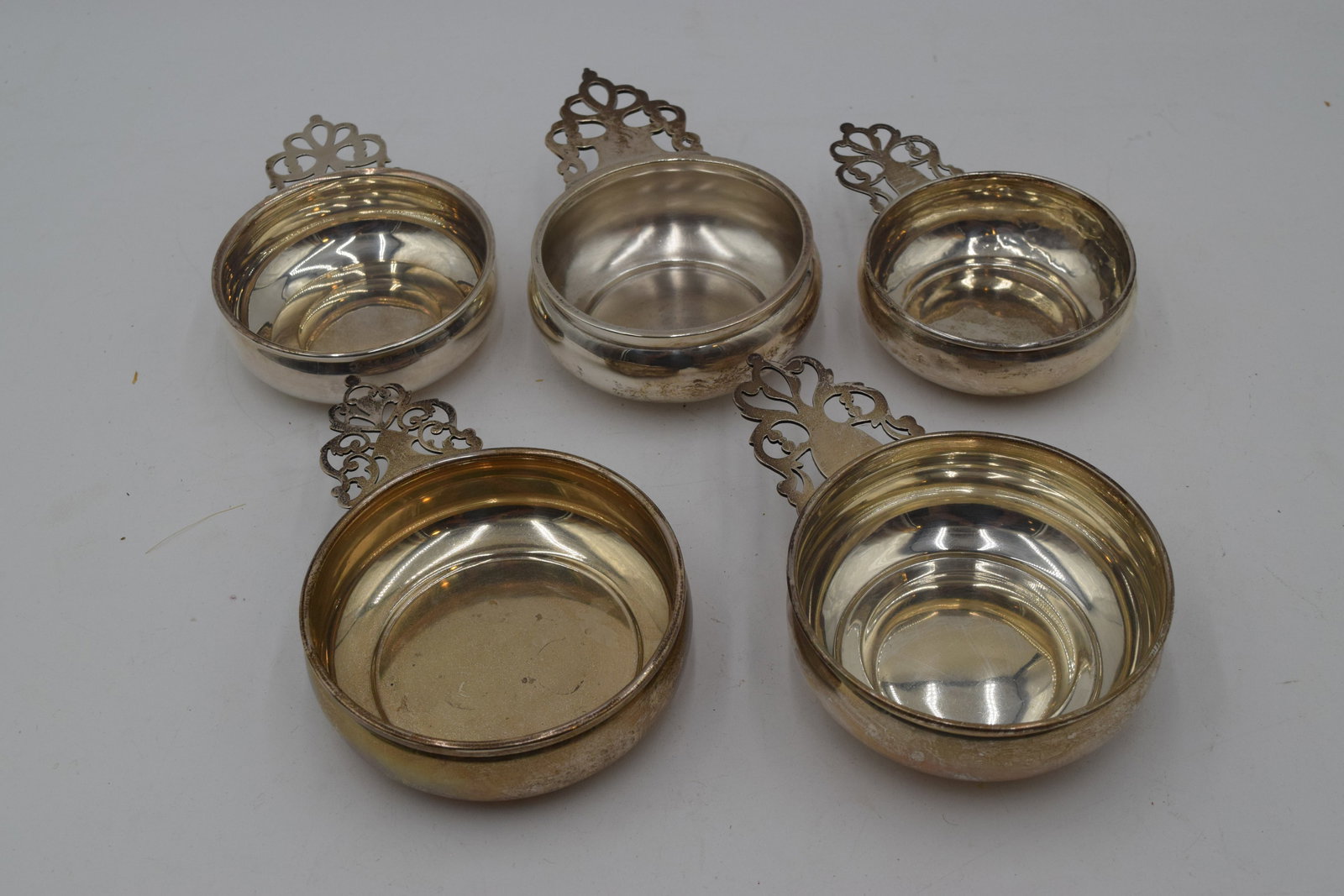Set of Sterling Silver Porringer Bowls with Handles (5 pc) (1 of 7)
