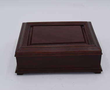 Virginia Metalcrafters Colonial Williamsburg Wooden Box: wood jewelry keepsake box with removable inner form