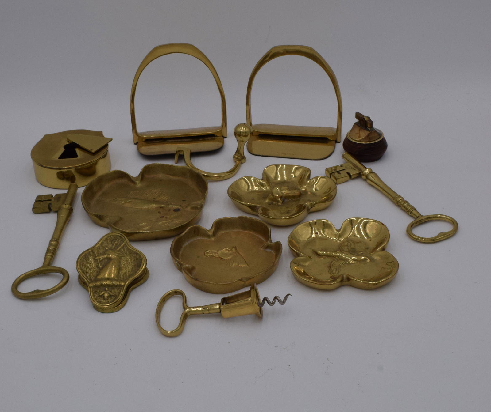 Set Of 13 Brass Virginia Metalcrafters Items (13 pc) (1 of 7)