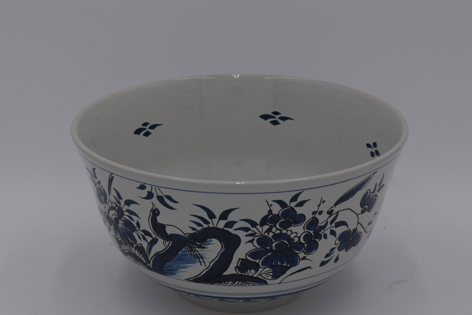 Royal Delft Colonial Williamsburg Large Bowl (1 of 7)
