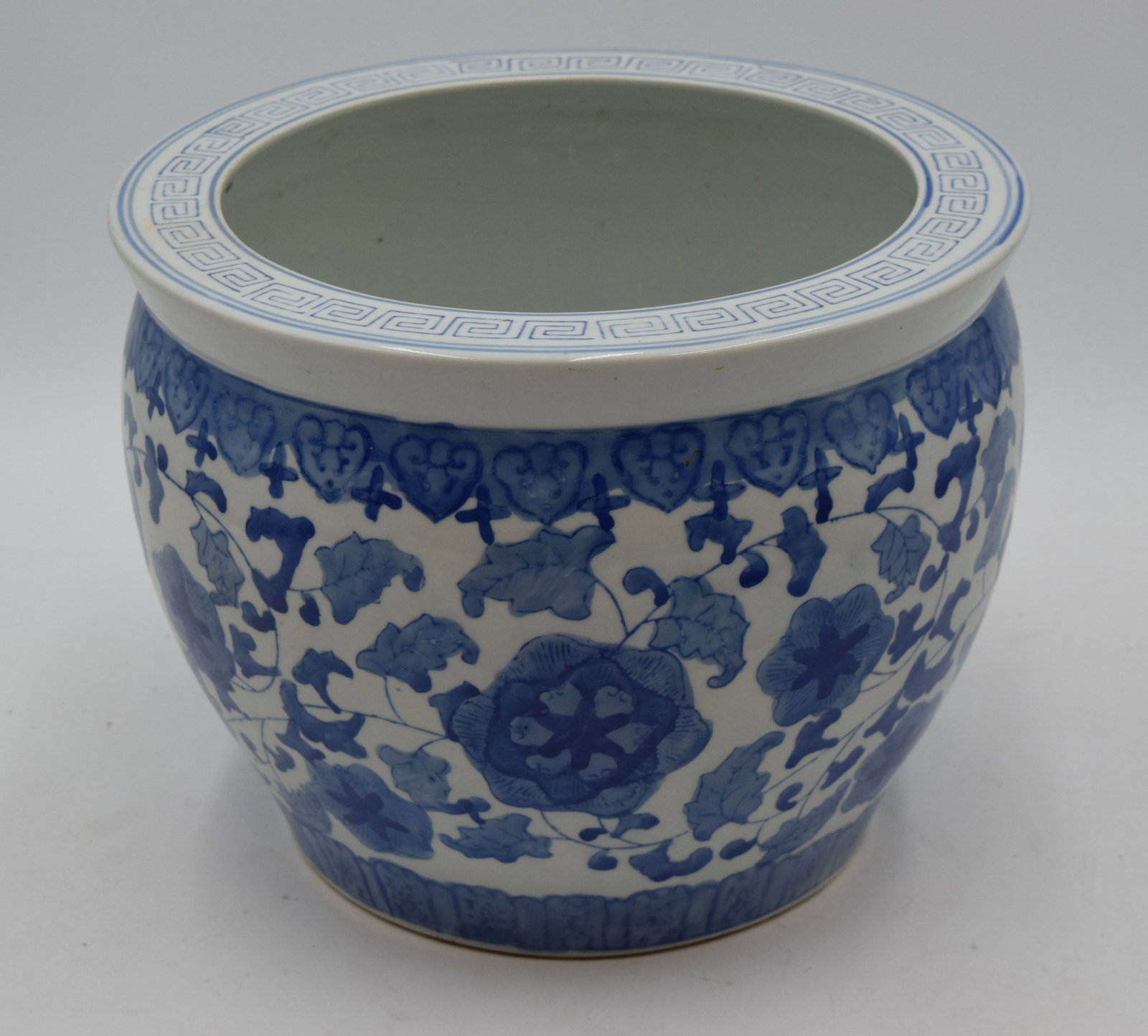 Vintage Blue & White Chinese Export Planter Fishbowl Flower Pot (1 of 6)
