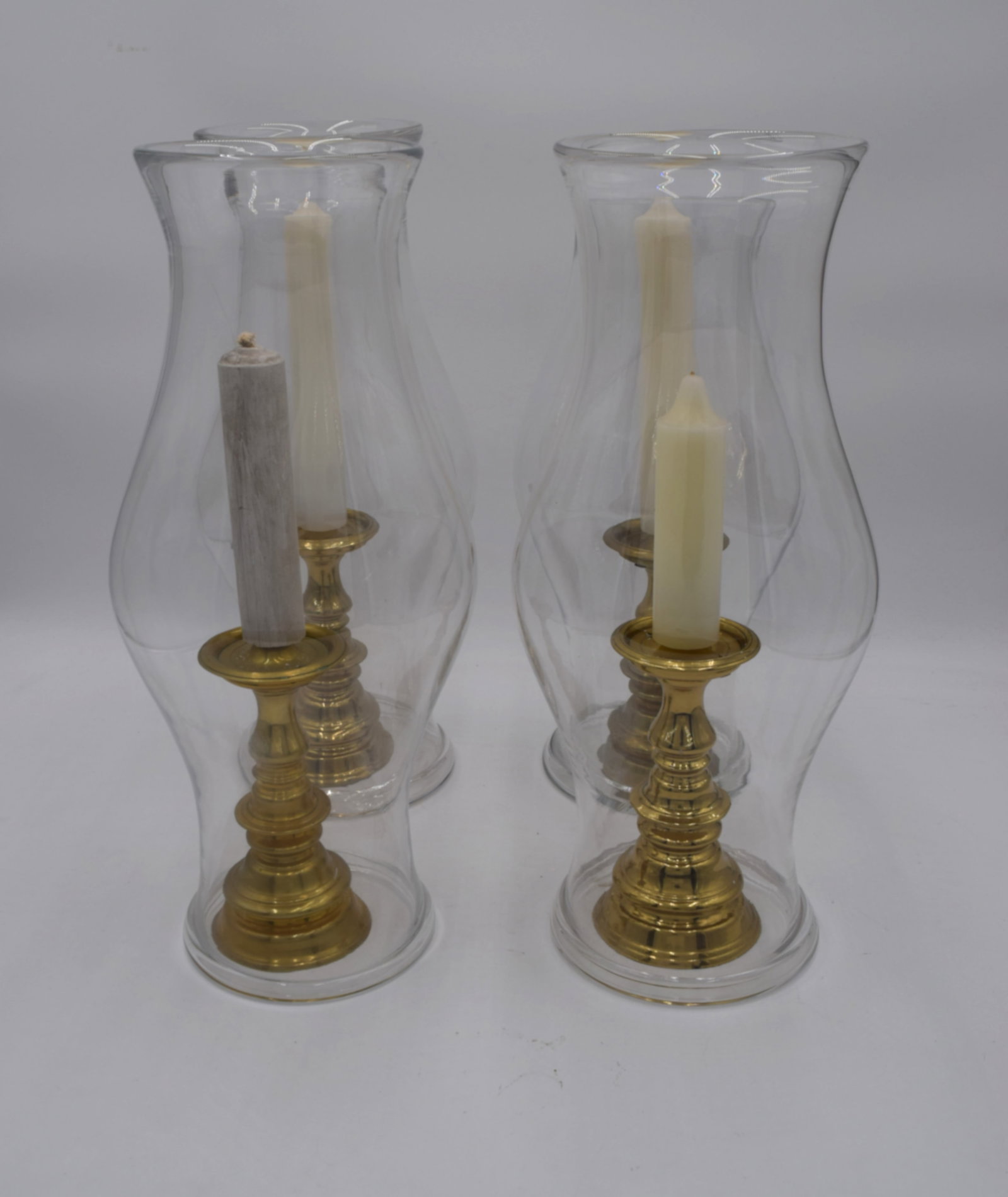 Set of 4 CW16-33 Brass Candlesticks & Glass Hurricane Globes (1 of 8)