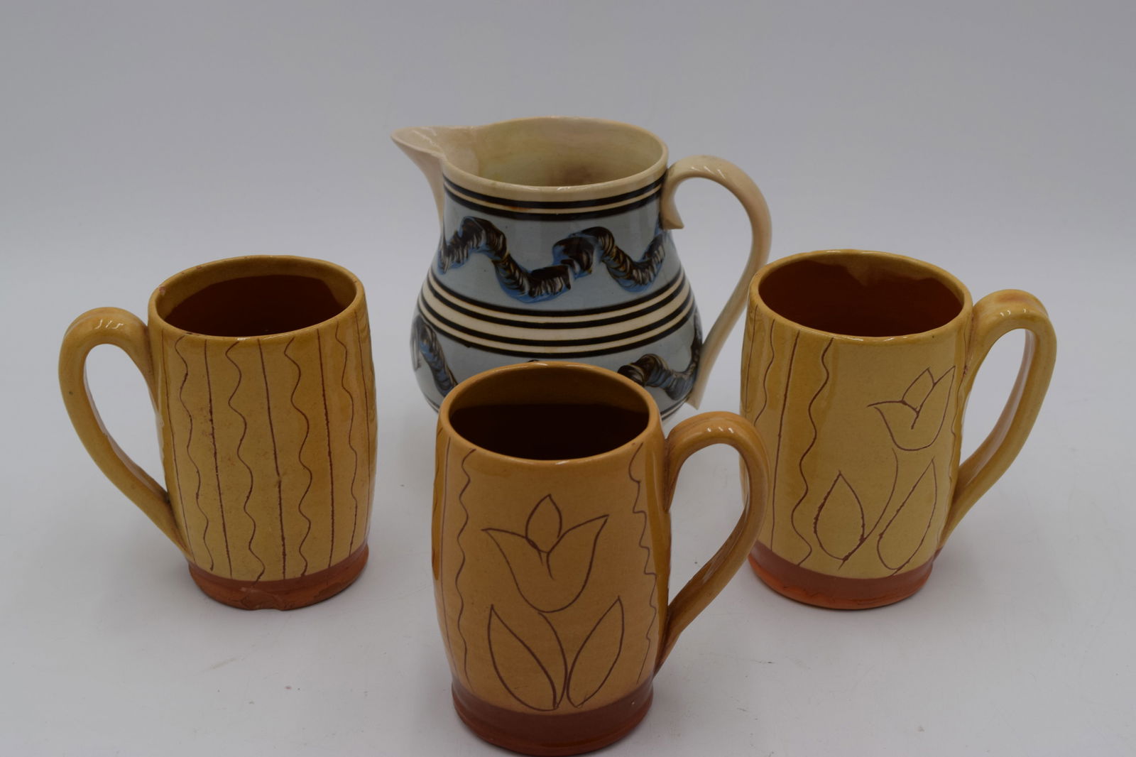 Ceramic Pitcher and Set of 3 Colonial Williamsburg Mugs (1 of 10)