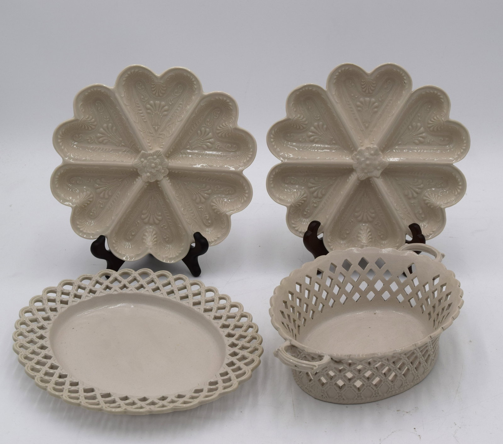 Set of Creamware Shortbread Molds Lattice Basket & Plate (1 of 10)