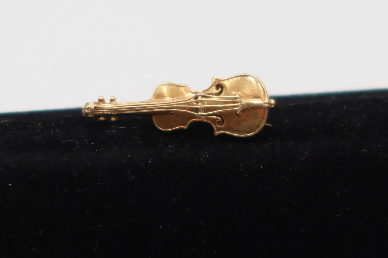 Antique Gold Violin Pin Brooch (1 of 5)
