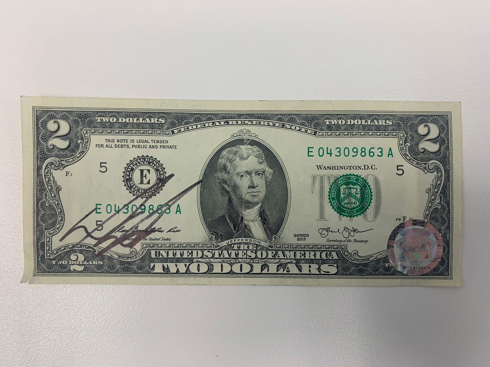 Hamilton Star Daveed Diggs Signed Two Dollar Bill: Daveed Diggs Signed Two Dollar Bill.