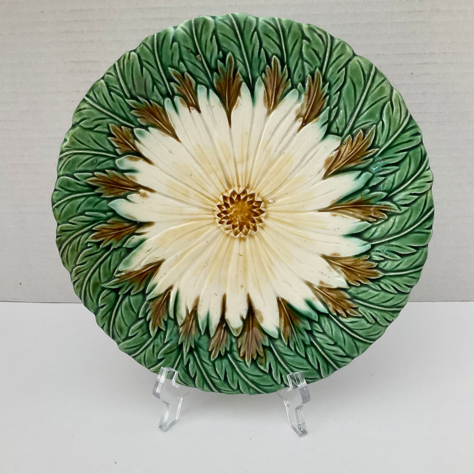 Antique Parisian Sunflower Majolica Plate (1 of 5)