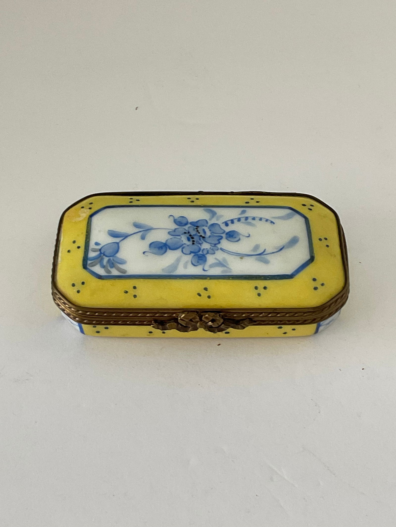 Porcelain Hand Painted Limoges Trinket Box (1 of 6)