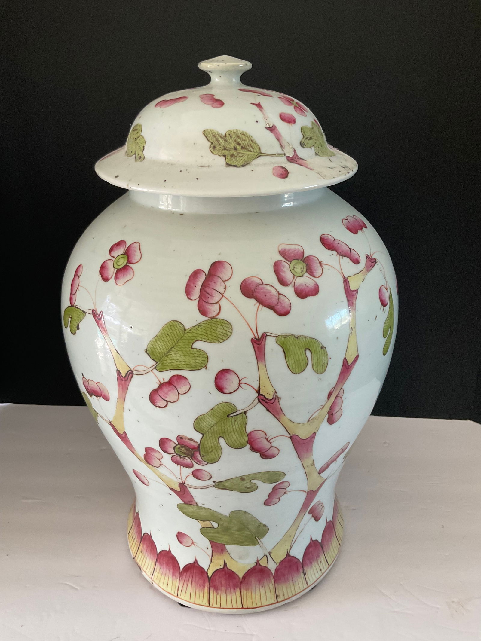 Late Qing Dynasty Cherry Blossom Temple Jar (1 of 9)