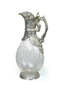 A Glass Pot: H: 29cm W: 13cm D: 9cm