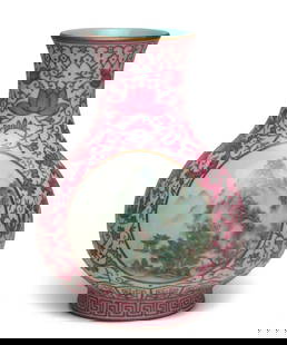 A Colored Vase: H: 17.5cm
