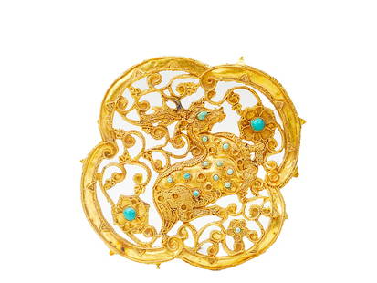 A Pure Gold Ornament: L: 7.2cm W: 6.9cm Weight?16.6g