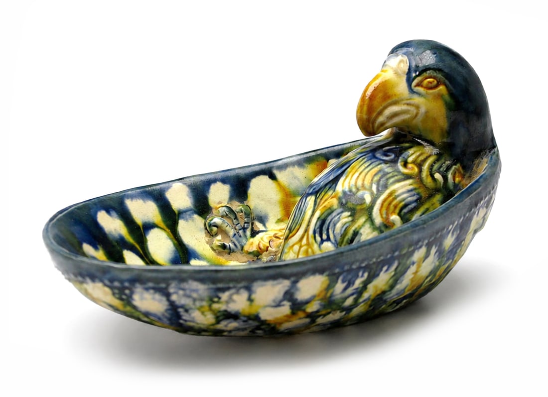 Sancai (Three-Color) Glazed Parrot-Shaped Vessel / Cup (1 of 1)