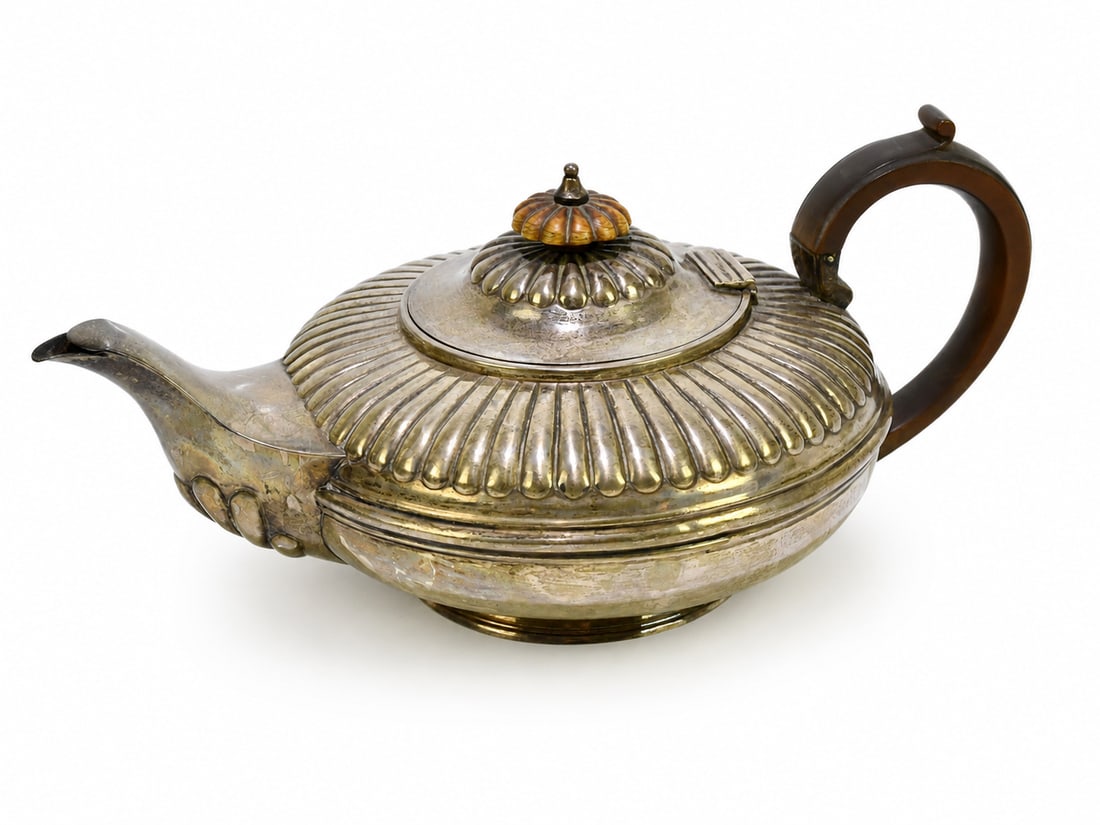 Charles Fox a George IV silver teapot (1 of 1)