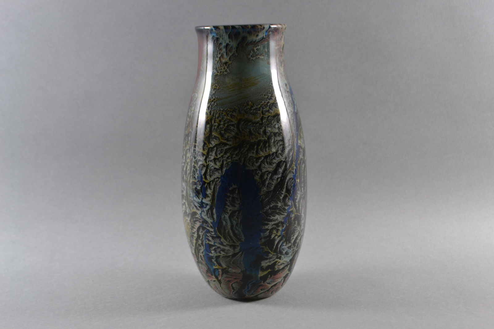 Josh Simpson (American), Art Glass Vase: Signed Simpson, numbered 6-17, H: 10 1/2", dia:5" (overall)