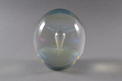 Robert Eickholt (American), Art Glass Paperweight, 1990