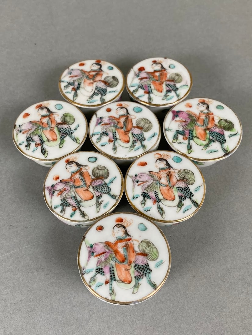 Set Of 8 Round Antique Chinese Porcelain Salt/Pill/Snuff Boxes, Early 20th Century: H: 3/4, dia: 1 1/2 inches