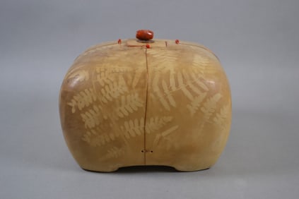 Sang Roberson (American, 20th Century) Art Pottery Box, Ceramic With Stenciled Fern Decoration