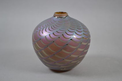 Craig Zweifel (american 1944-2020) Iridescent Art Glass Vase, 1989