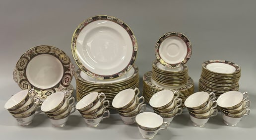 Royal Crown Derby, Chelsea Garden, 97 Piece Dinner Set
