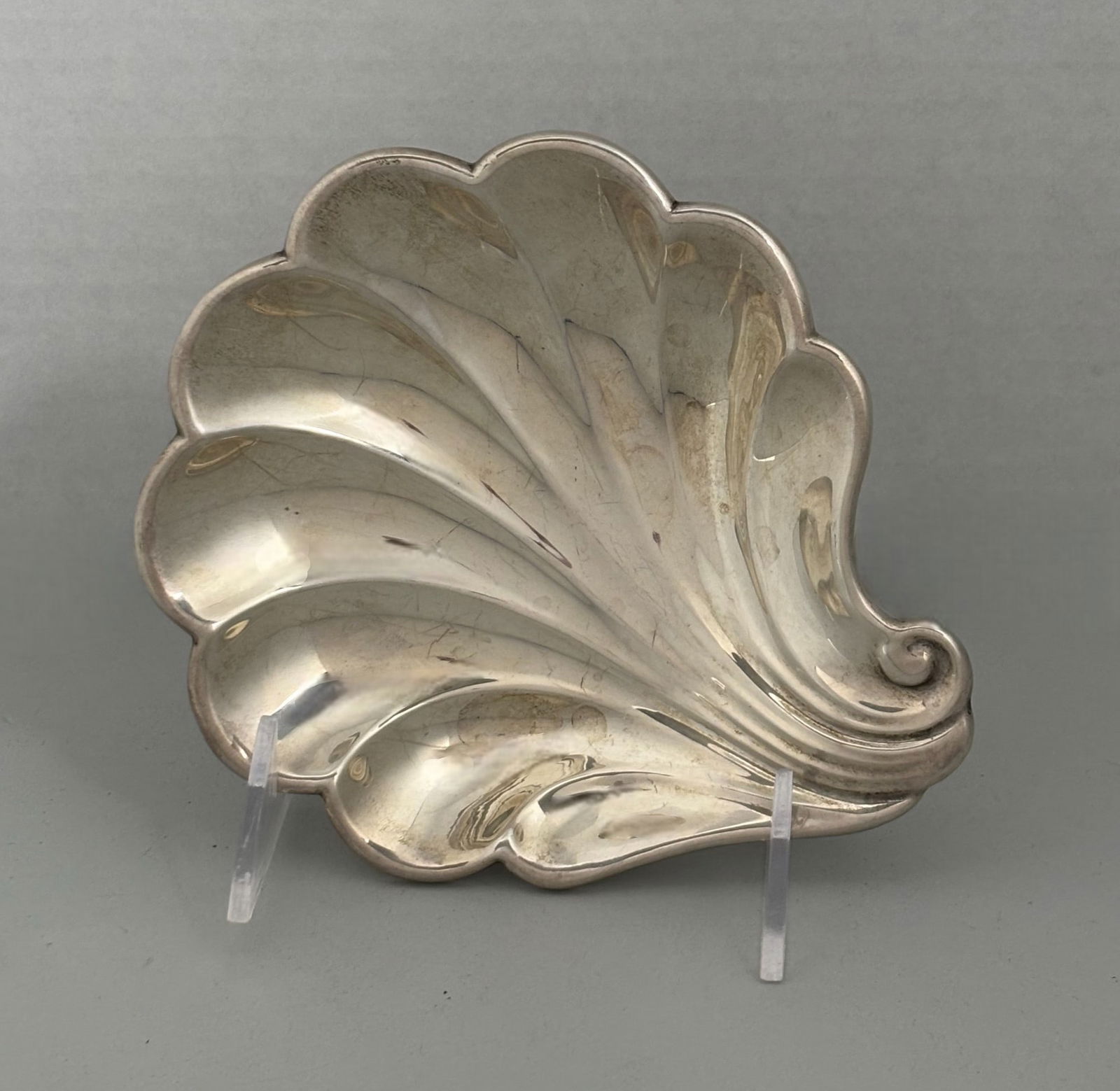 Frank W Smith Sterling Silver Hollowware Butter Shell, C 1930s (1 of 3)
