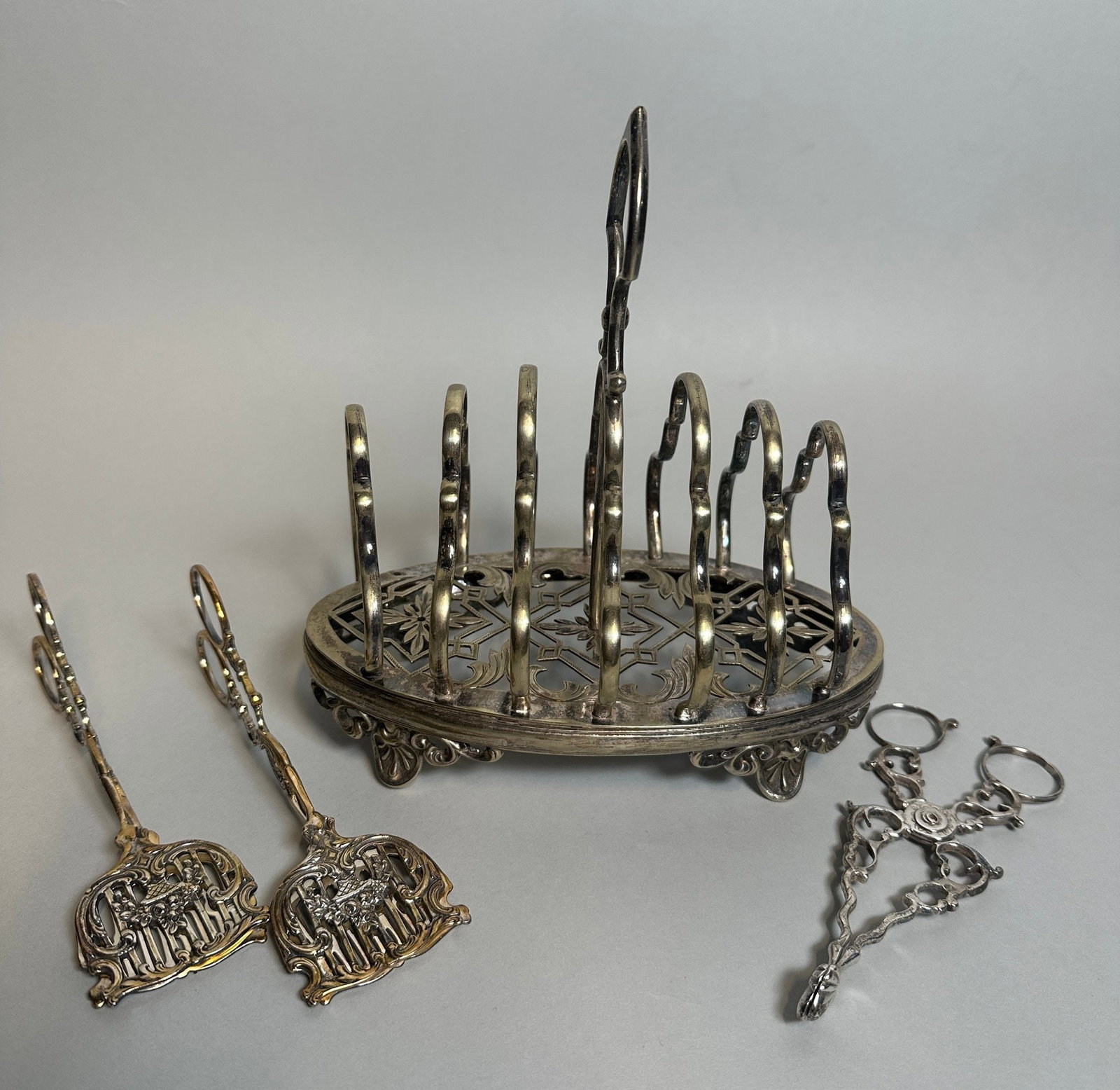 Silverplate Toast Rack With Gilt Silverplate Toast Tongs And Sugar Nips (1 of 9)