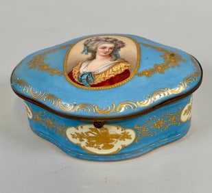 Dressel Kister & Cie (Passau Germany) Sevres Style Porcelain Box, C. 1900