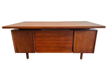 Jens Risom (Danish, 1916-2016) Walnut Executive Desk, 1950