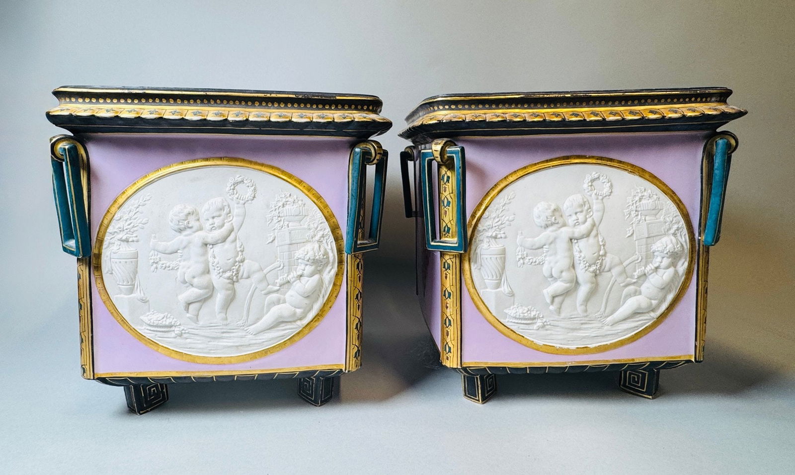 Pair Of French Sevres Style Porcelain Cachepot, 19th Century (1 of 8)