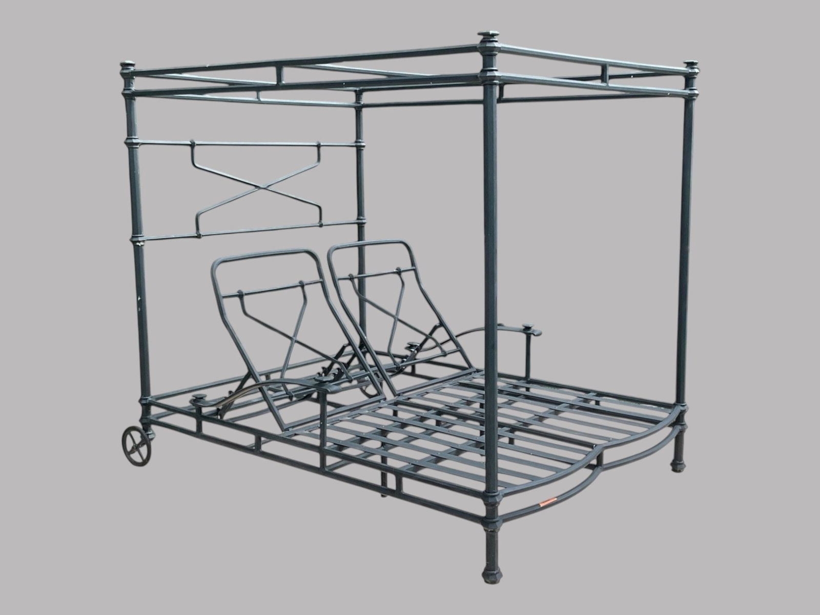 Brown Jordan 'Campaign Grande' Double Chaise Lounge (1 of 9)