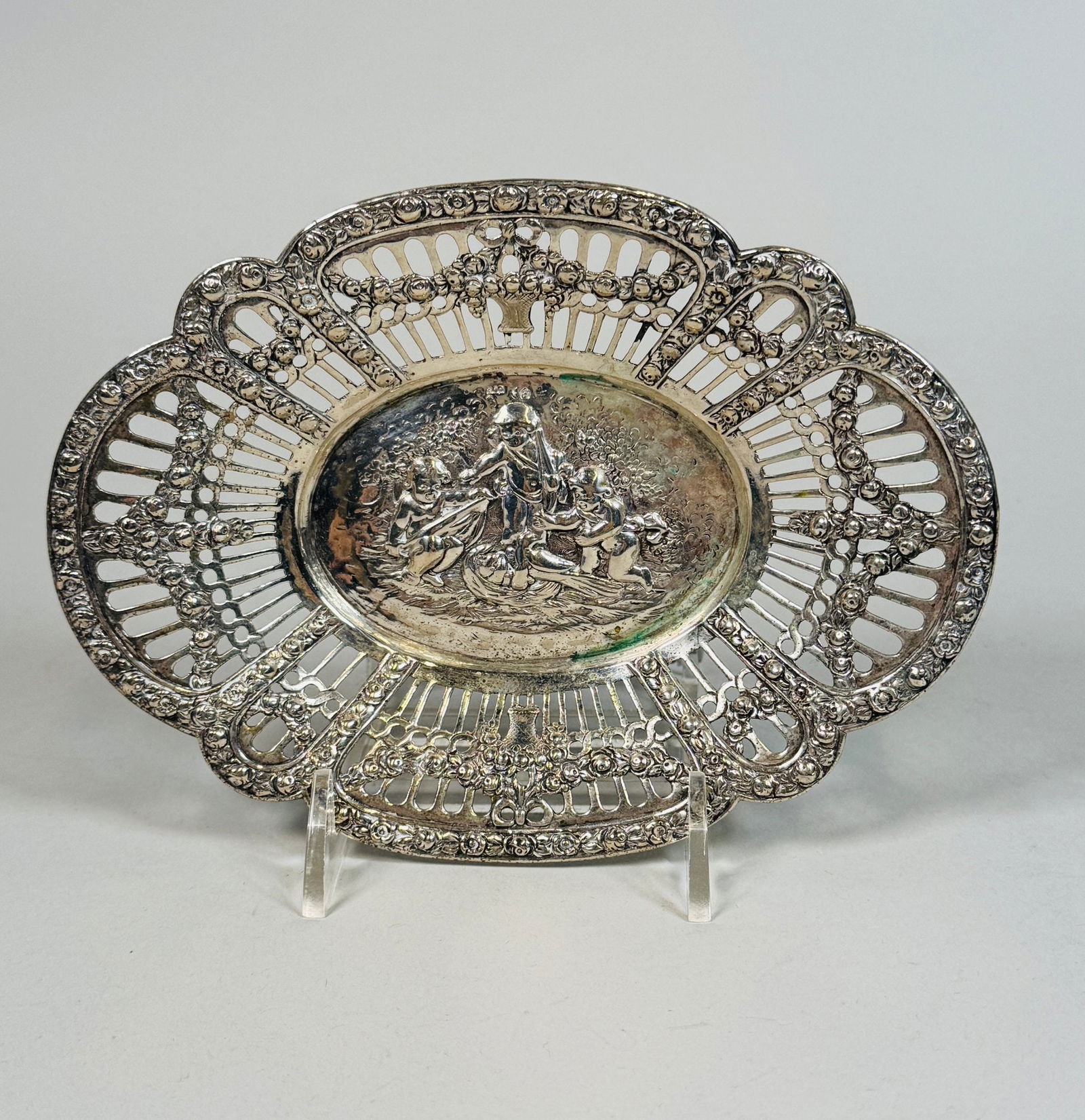German .800 Silver Pierced Dish (1 of 2)