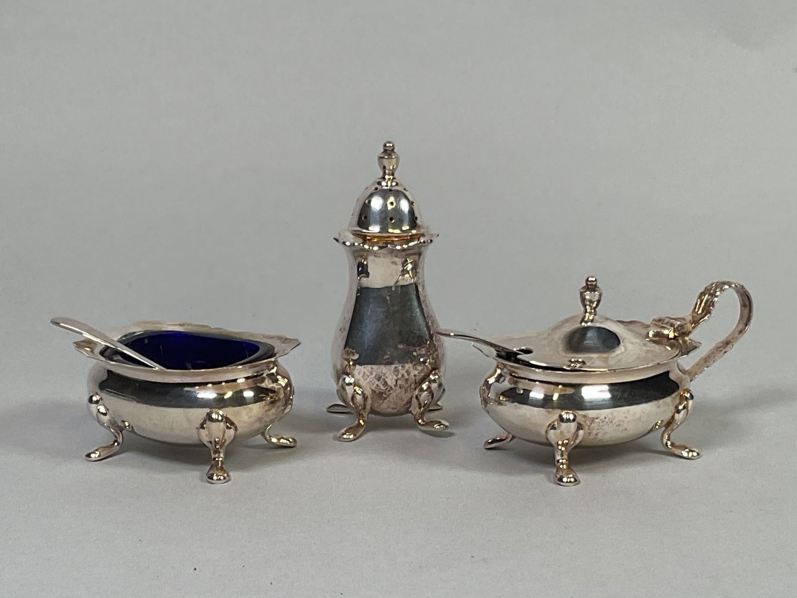 Three English Sterling Silver Table Items (3) (1 of 4)