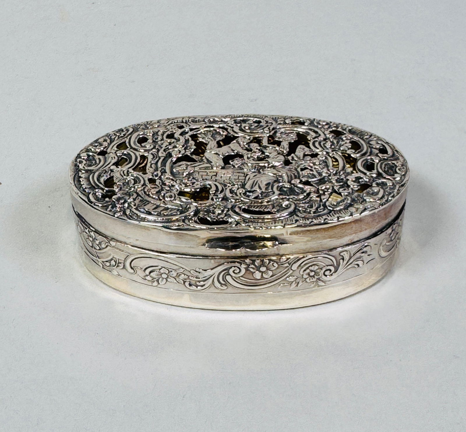 German .800 Filigree Silver Box With A Courting Couple, 19th Century (1 of 4)