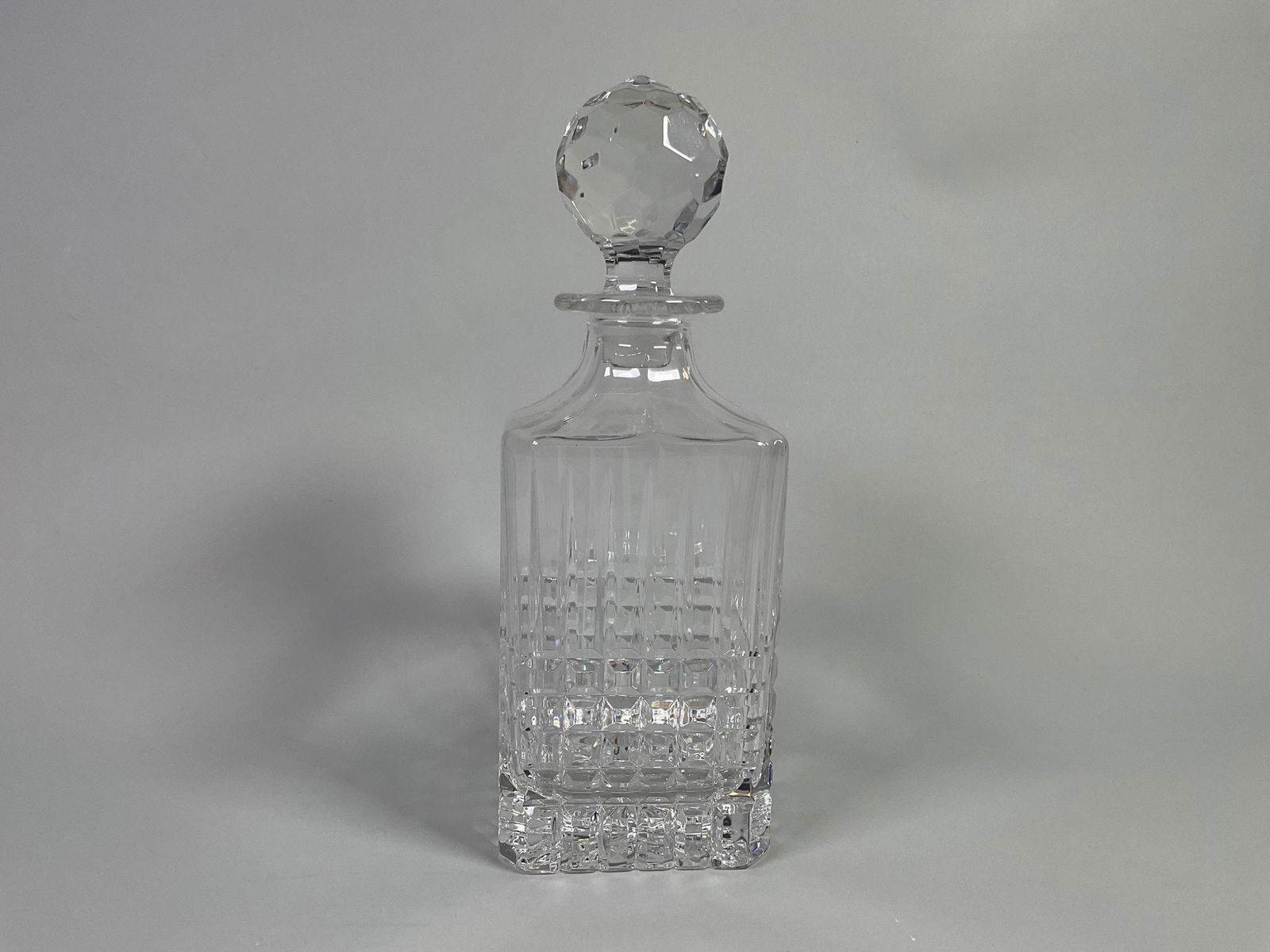 Tiffany & Co. Crystal Decanter: H: 10 1/8 inchesCONDITION: does not come box