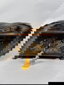 Chinese Export Lacquer Tea Caddy, 19th Century