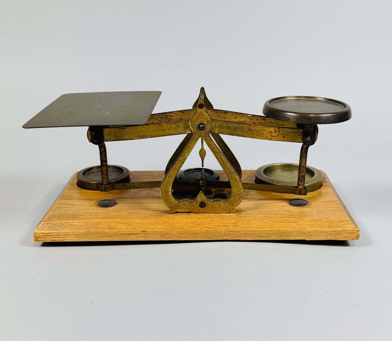 English Wood And Brass Scale, First Half 20th Century: H: 3 1/4 x W: 8 1/2 x D: 4 1/4 inchesCONDITION: wear to wood base