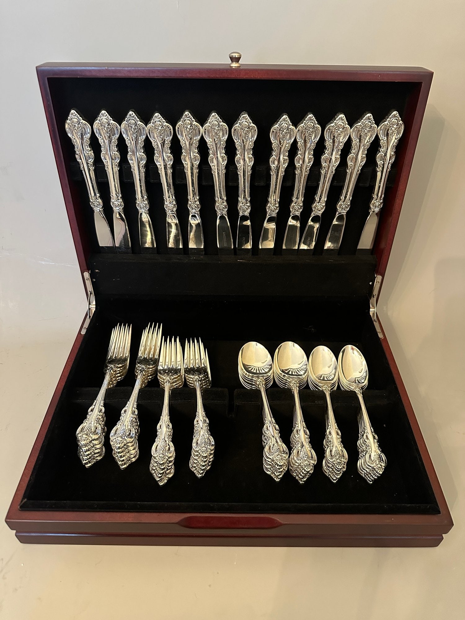 Towle El Grande Sterling Silver Flatware Set, 60 Pieces (1 of 4)