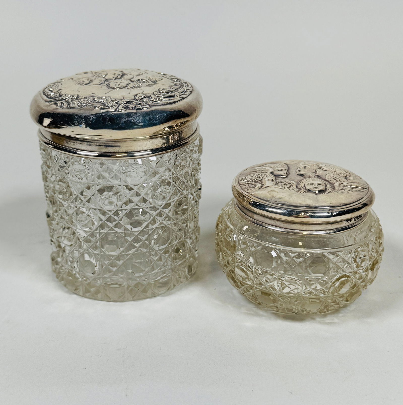 Pair Of English Sterling Silver Topped Cut Glass Bottles (3) (1 of 8)