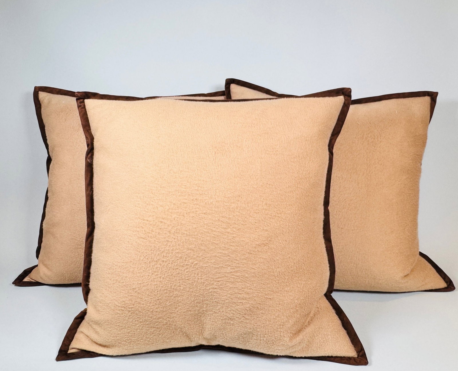 Three Ralph Lauren Alridge Cashmere Throw Pillows In Camel With Brown Suede Edging (3) (1 of 5)