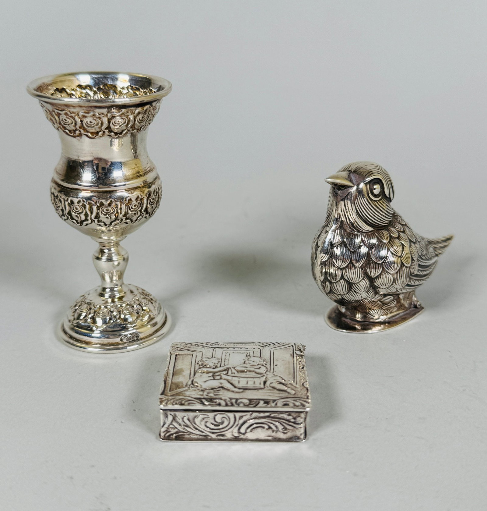 Group Of Sterling Silver Items: A Salt Shaker, Stamp Box, Liqueur Cup (3) (1 of 11)