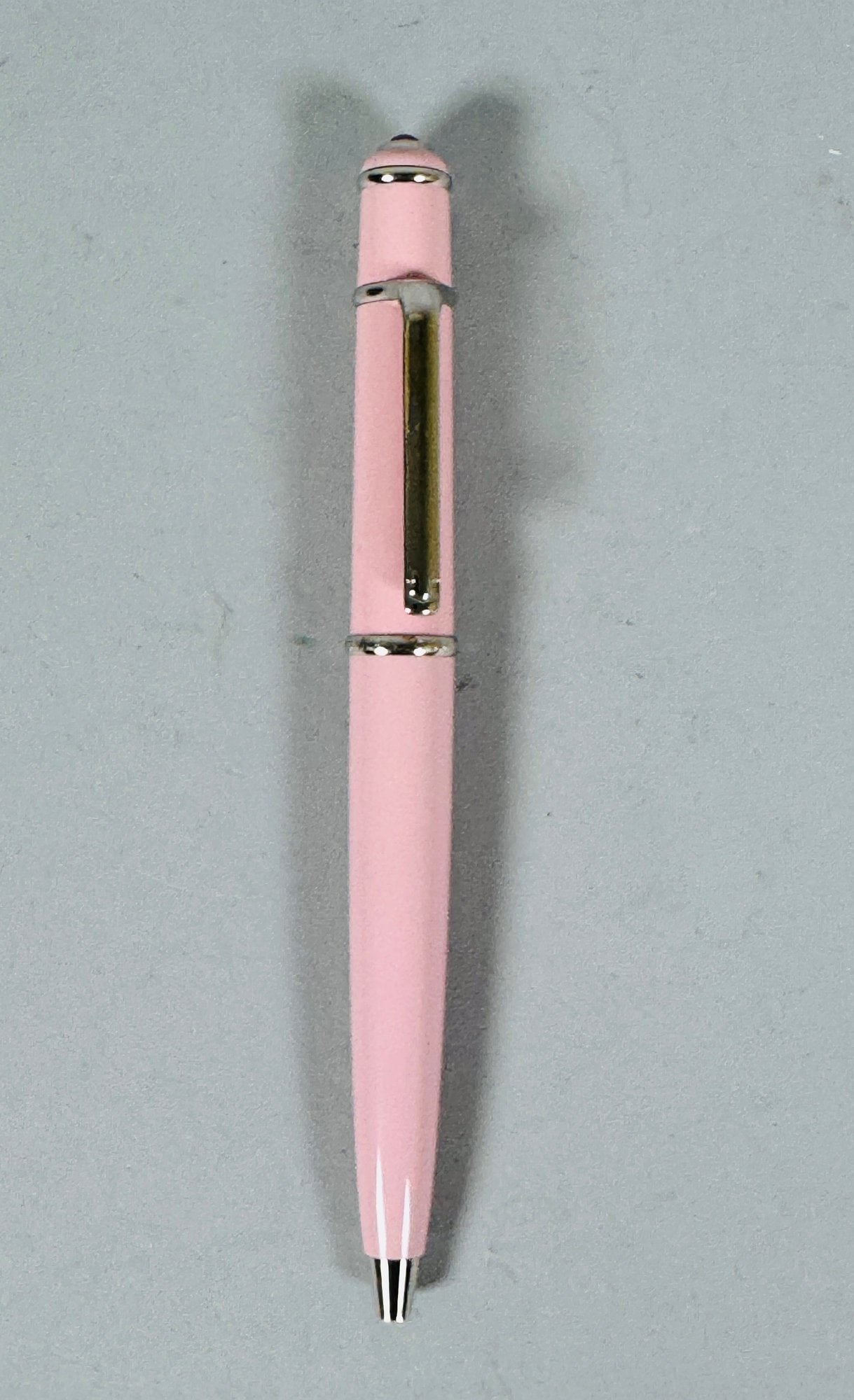 Cartier Diabolo Mini Pink Lacquer Pen (1 of 7)