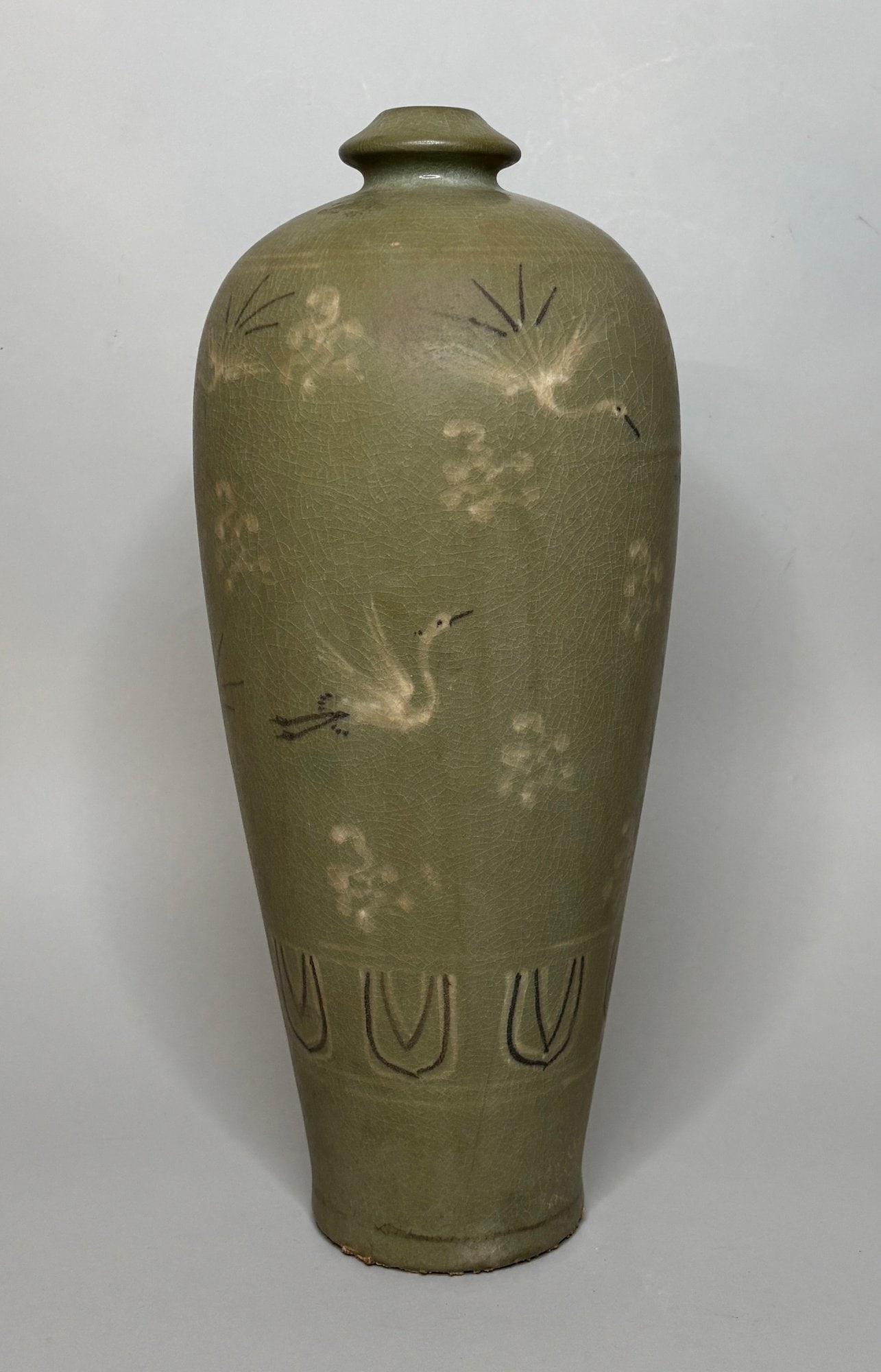 Korean Inlaid Celadon Maebyeong,koryo (1 of 5)