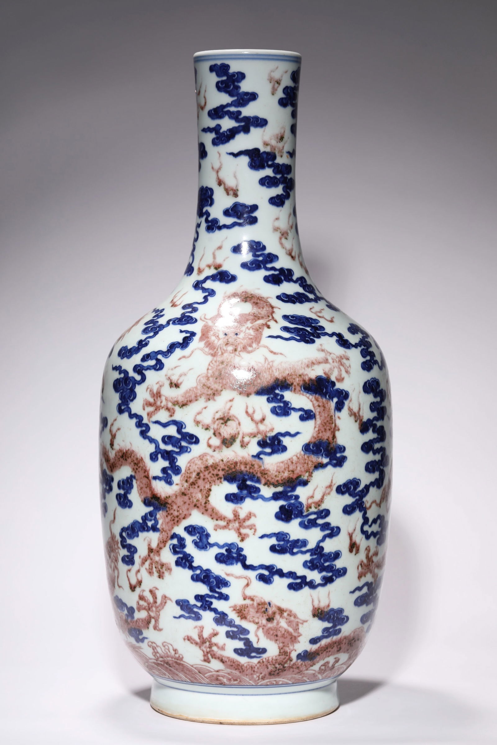 UNDERGLAZE RED-BLUE 'CLOUD AND DRAGON' TALL NECK VASE (1 of 7)