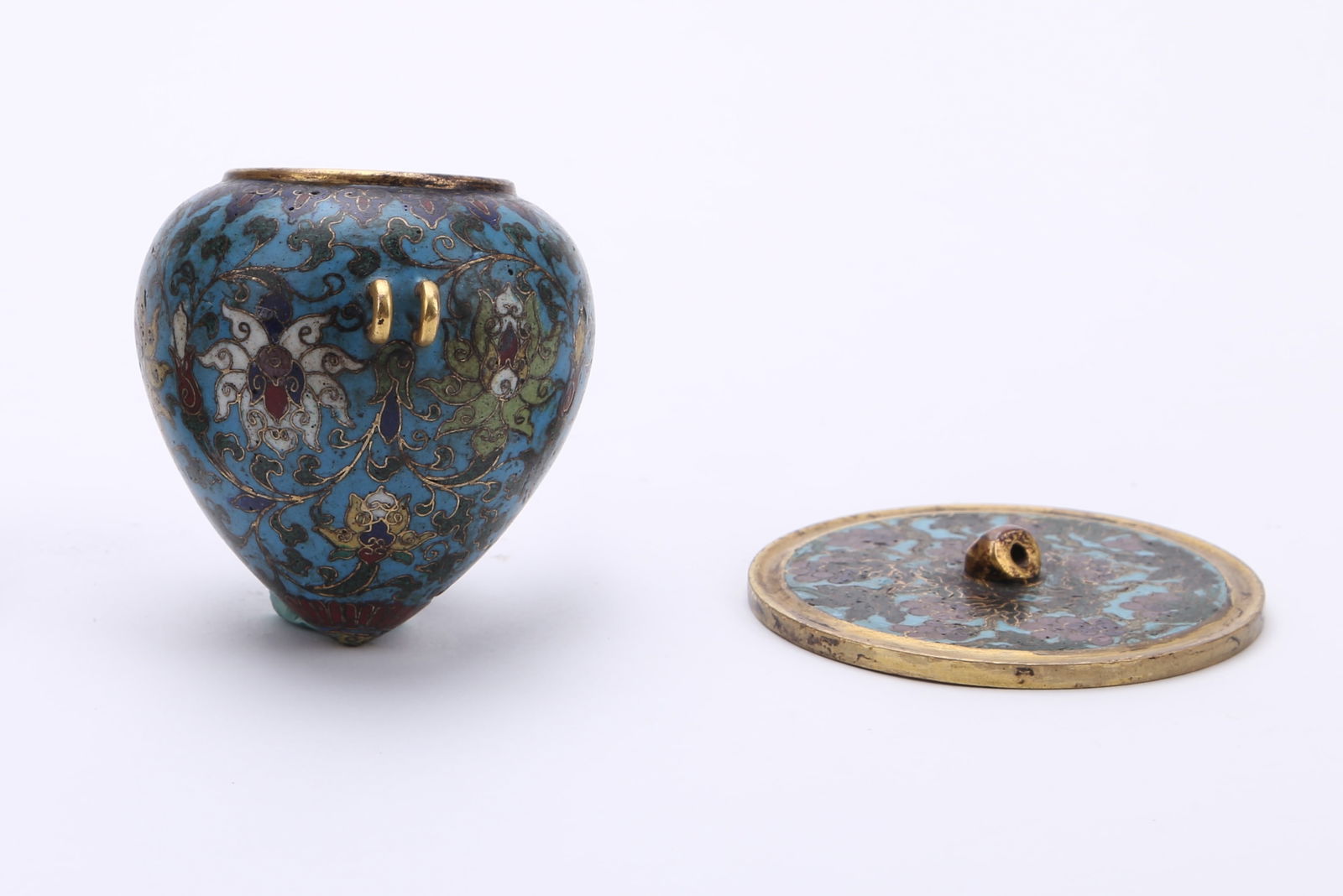 A SET OF CHINESE ENAMEL CLOISONNé GROUP (1 of 10)