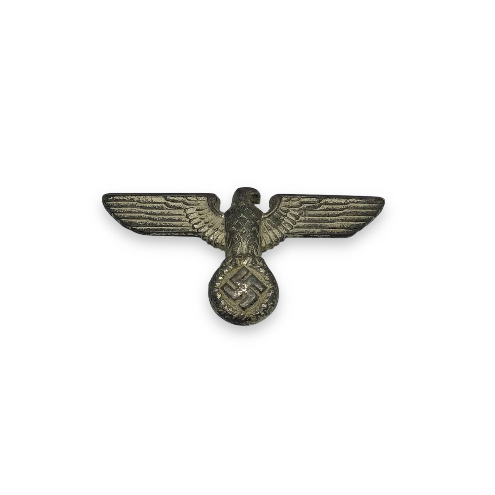 German WW2 SA NSDAP Political Cap Eagle, Stamped RZM and M1/72 with Complete 3 Pins! Vet Bringback: An original 1939 Pattern SA NSDAP Political Visor Cap Eagle, manufactured by Fritz Zimmermann, Stuttgart and marked RZM M1/72. This political cap insignia, worn by members of the Sturmabteilung (SA) a